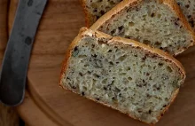 Chleb bezglutenowy, najprostszy, dla nietolerujących białka zawartego w ZBOżU