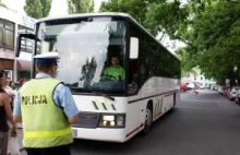 41 dzieci trafiło do szpitala, bo na słońcu czekały na kolonijny autobus