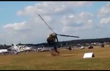 Szalony pilot na sterami helikoptera Mi-2