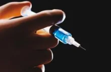 Dziennikarz POLITYKI pisze o tym, jak tropił antyszczepionkową krucjatę