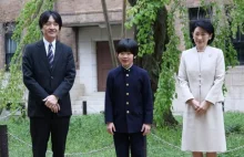 Japonia: W klasie księcia Hisahito znaleziono noże. Trwa śledztwo