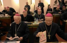 MEN: Nie będzie matury z religii. Episkopat jest trochę rozczarowany