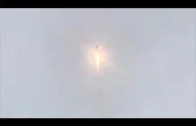 Rakieta Sojuz trafiona piorunem podczas startu.