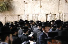 Żydowscy przywódcy religijni chcą wprowadzenia antysemickich ostrzeżeń w...