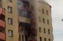 Pożar w bloku we Wrocławiu. Strażacy opanowali już ogień