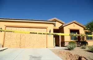 Policja znalazła w domu zamachowca z Las Vegas materiały do wykonania ładunków