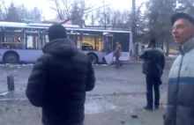 Ukraina: Szokująca zbrodnia. Pocisk uderzył w przystanek