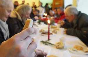 Przekręt u Św. Brata Alberta. Z konta zniknęło 220 tys. zł, prezes...