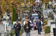 Pogrzeb 33-latka, ofiary wypadku na przejściu dla pieszych w Warszawie
