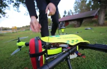 Drony z defibrylatorami będą ratować ludzi przed przybyciem ambulansu
