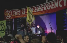Massive Attack zagrał podczas Extinction Rebellion Protest