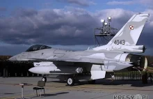 Polski F-16 zderzył się „ze statkiem powietrznym niewiadomego pochodzenia”