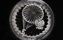 NBP wprowadza do obiegu srebrną monetę z okazji 75 rocznicy zrzutu Cichociemnych