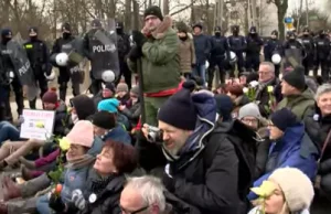 Blokowali marsz narodowców w Hajnówce, teraz stanęli przed sądem.