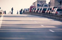 Autostrada A30: Kolejny wypadek z udziałem polskiej ciężarówki. Kierowca...