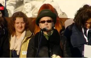 Żona TW Bolek na marszu KOD: Kaczyński jest małym człowieczkiem...
