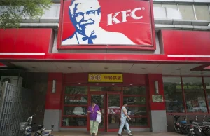 Nasze kurczaki nie są modyfikowane genetycznie. KFC pozywa chińskie firmy