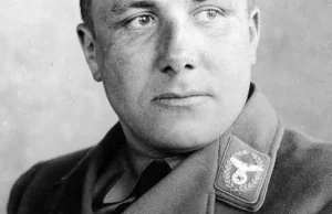 Martin Bormann - demiurg upokarzania