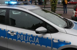 Warszawa: Policja szuka złodziei samochodu z prezentami ze Szlachetnej Paczki