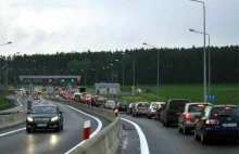 Na polskich drogach jest bezpieczniej - spada liczba wypadków i ofiar...