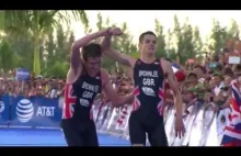 Alistair Brownlee pomaga mlodszemu bratu ukonczyc triatlon w Meksyku