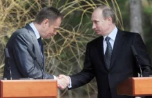 wymowne zdjęcie Tuska i Putina