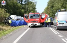 Tragiczny wypadek busów na Lubelszczyźnie. 16 rannych osób, jedna nie żyje.