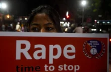 Indie: Ofiara gwałtu podpalona w drodze do sądu
