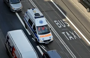 Policja "aresztowała" karetkę wrocławskiego pogotowia.