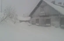 W Beskidach nawet 2 metry śniegu! GOPR ostrzega [ZDJĘCIA, WIDEO]