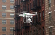 Nowy Jork: O krok od zderzenia dwóch dronów rc i policyjnego śmigłowca