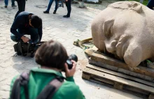 Niemcy: Ogromna głowa Lenina wykopana w lesie pod Berlinem