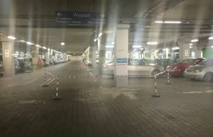 Śmiertelny wypadek na parkingu podziemnym w galerii Bonarka.