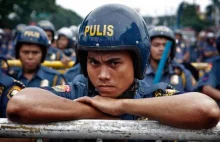 Filipiny, 100 policjantów usuniętych, bo zażywali narkotyki