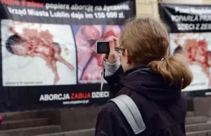 Jest kara za plakaty antyaborcyjne z zakrwawionymi płodami w centrum Lublina