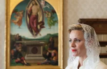 Dlaczego księżna Monako była ubrana na biało na spotkaniu z Papieżem?
