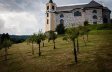 Neratov – kościół ze szklanym dachem w Górach Orlickich | Po czeskiej...