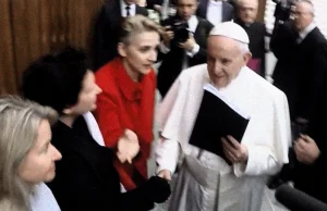 Raport dla papieża. 24 biskupów kryło 20 księży pedofilów.