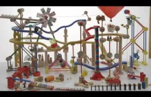 Maszyna Rube Goldberg i balon