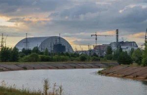 Czarnobyl - kończy się budowa nowego sarkofagu nad zniszczoną elektrownią
