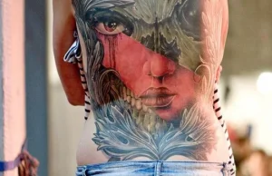 Tatuaże, kolczyki i haki - 24 zdjęcia z Tattoo Konwent 2011