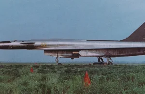 Suchoj T-4 - prototypowy radziecki naddźwiękowy bombowiec strategiczny
