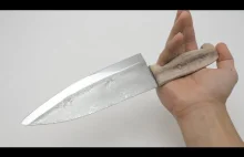 Prawdziwy nóż z folii aluminiowej