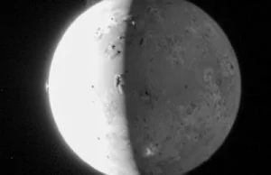 Wulkany na księżycu Jowisza (Io) są rozmieszczone inaczej niż sądzili naukowcy