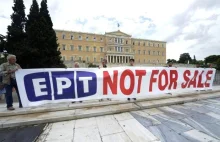 Grecki rząd się ugiął. Częściowo przywróci publiczne radio i TV