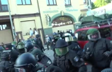 A jak niemiecka policja radzi sobie z protestantami?
