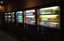 W Polsce pojawią się automaty wypłacające pieniądze za zużyte butelki....