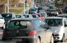 Z ulicy zrobili sobie parking. Horror przy szpitalu dziecięcym