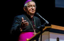 Arcybiskup Głódź gościem konferencji o godności człowieka