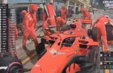 Złamana noga mechanika Ferrari.